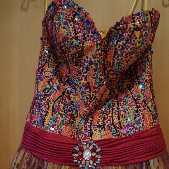 Jovani  Prom Dress Size 6 - Picture 2 of 5